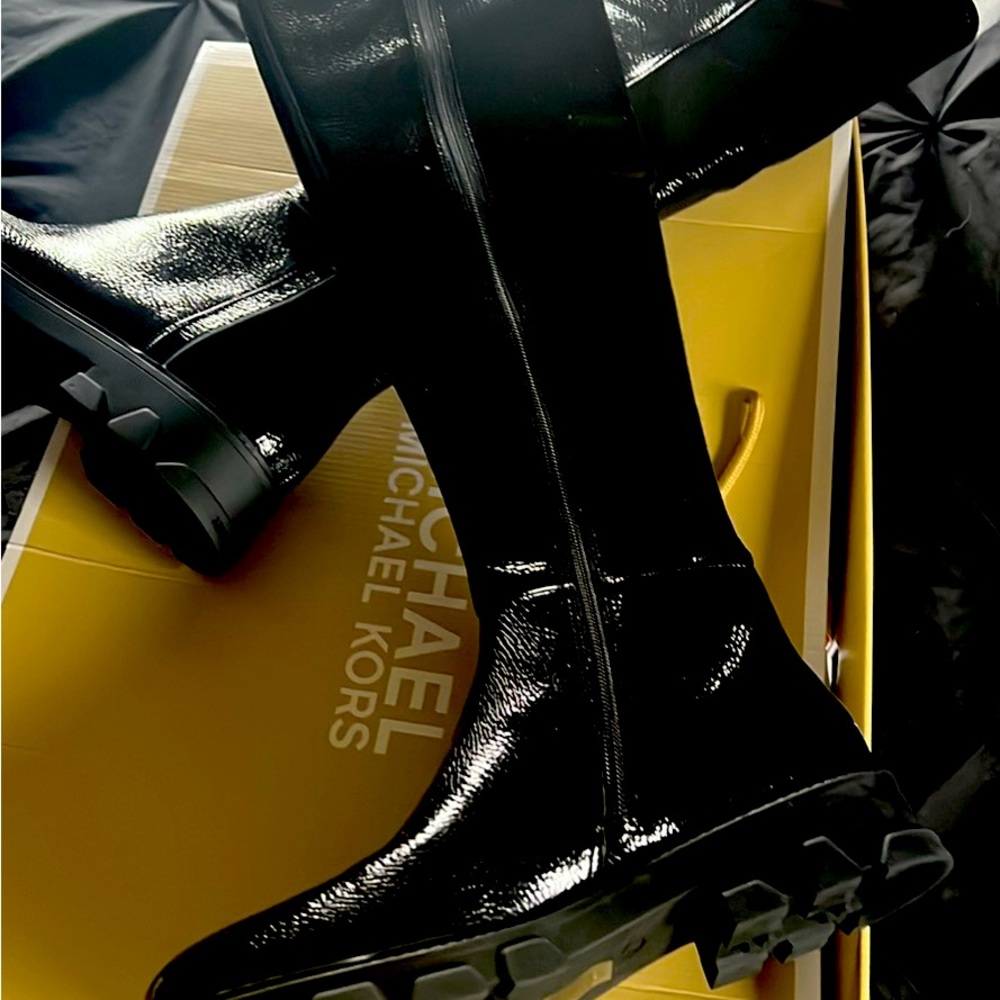 New Micheal Kors boots in box